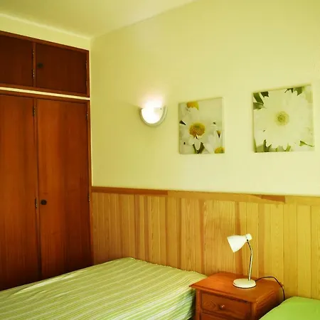 Fiph Edf. 3 Castelos Bronze Apartman *